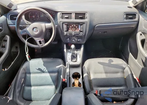 2013 Volkswagen Jetta Tdi from USA, damaged, VIN 3VWLL7AJ5DM376925